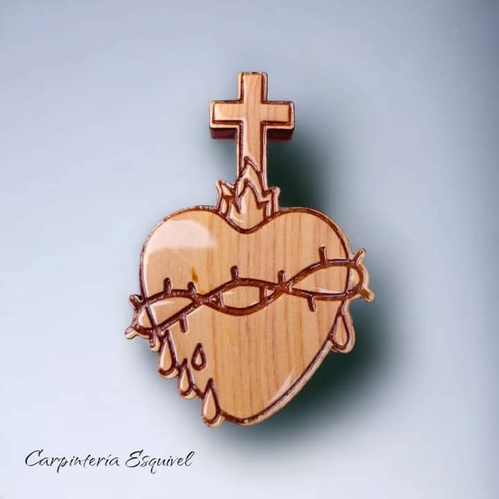 Pin del Sagrado Corazón de Jesús.